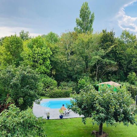 L'Eau Bourde Bed & Breakfast Gradignan Bagian luar foto